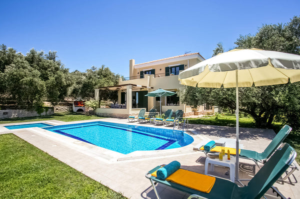 Villa Eleni is a delightully pretty, sweet villa with 3 bedrooms and private poo Heraklion, Greece Villa Eleni with private swimming pool Entire villa vacation rental 49724143