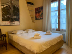 Charming and comfortable large studio perfectly located between Place de la Repu Paris, France Republique - Reaumur charming large studio Entire rental unit vacation rental 16092393