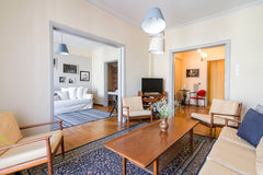 A stylish apartment in the heart of the city just few minutes away from National Athens, Greece Neotraditional 2bedroom aprtmnt next to the museum Entire rental unit vacation rental 42345738
