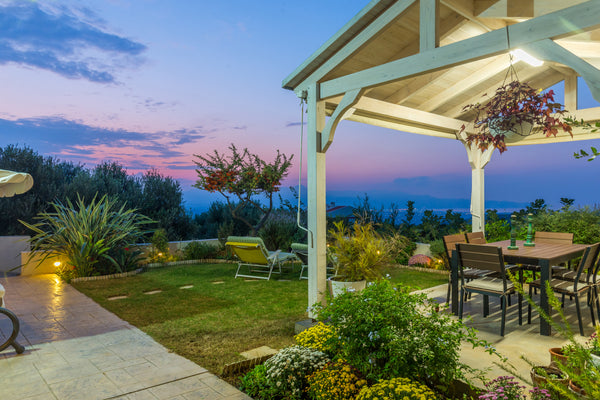 A cosy 1 bedroom independent apartment in a detached property, offering tranquil Athens, Greece [TOP] Muses: Panoramic View, Minutes from Knossos Minoan Palace Entire rental unit vacation rental 18399155