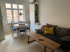 Lys lejlighed tæt på Lergravparkens metrostation, ca. 3,7 km til Rådhuspladsen o Copenhagen, Denmark Lys og lækker. Entire condo vacation rental 50394737