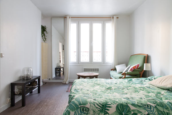 Sunny appartment located on the first floor of a cute and quiet residence. Livin Paris, France Joli Appartement à Menilmontant Entire rental unit vacation rental 16154987