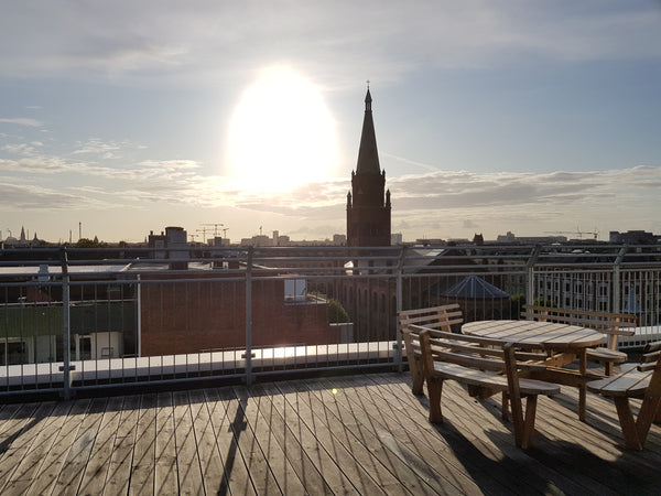 Cosy and light apartment in central Copenhagen (15mins walk from Central Station Copenhagen, Denmark Cosy place in vibrant Vesterbro. Ideal for couples Entire rental unit vacation rental 38261615