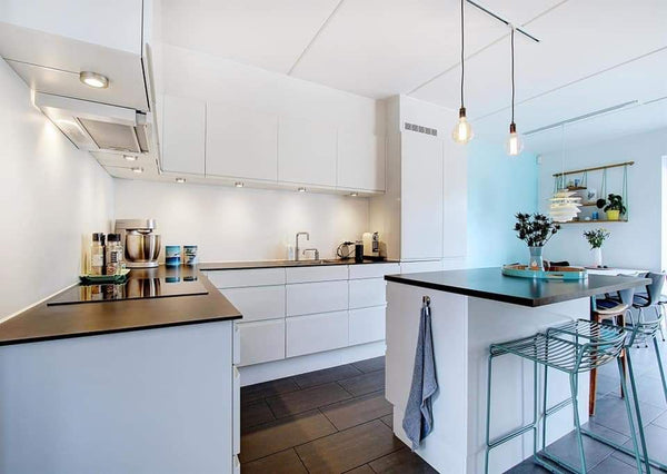 Enjoy this modern beautiful Scandinavian style townhouse😊 It is centrally locate Copenhagen, Denmark Your Home In A Central Modern House by the Canal! Private room in townhouse vacation rental 36803462