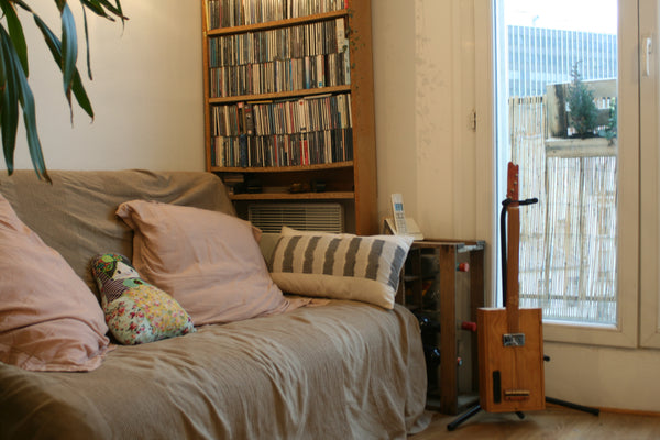 L'appartement de 38m2, se situe dans un 5è sans ascenseur dans le 13è art. Sans  Paris, France Appartement à Paris 13è proche Place d'Italie Private room in rental unit vacation rental 22924817