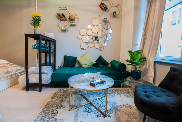 Our 25m² Studio is located on the 3rd floor and overlook the calm inneryard. Cal Vienna, Austria Studio on the famous shopping street. Room in boutique hotel vacation rental 33696955