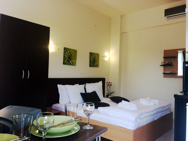 In the beautiful region of the Agii Apostoli  in Chania Posto studios offer a fu Chania, Greece Posto studios 2 Room in aparthotel vacation rental 13790253