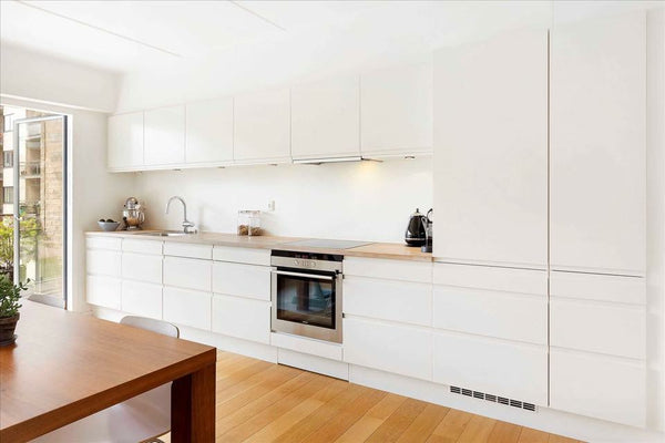 Spacious and modern apartment in a private apartment complex from 2006 in Centra Copenhagen, Denmark 110m2 Modern, Luxury Apartment in City Centre Entire rental unit vacation rental 20199554