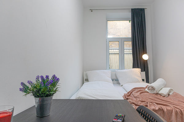 This is a Private room in a shared apartment.<br /><br />WIEN MITTE The Mall can  Cozy Room in Shared Apt.- Perfect for Longstays Private room in rental unit vacation rental 686079924602092664