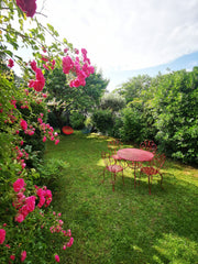 Hébergement tout confort entièrement rénové au rez-de-chaussée d'une maison bord Bordeaux, France Dépendance Cosy à 200 m du tram & du CHU Entire guest suite vacation rental 44692129