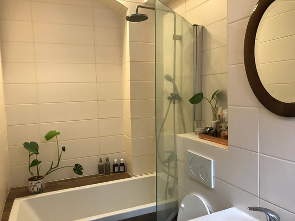 This appartment is right next to the longest shopping street, Canal Tours, Nyhav Copenhagen, Denmark CityCenter. Renovated, historical, quiet courtyard Entire rental unit vacation rental 14101197