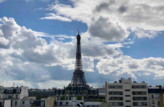 Cosy studio 14 m2, located just a few steps from Paris Seine river, with a magni Paris, France Cosy studio with magnificent view Paris 75007 Entire rental unit vacation rental 19592267