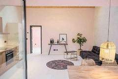 Verger83 is een recent gerenoveerd dakappartement in hartje Oud-Berchem, vlakbij Antwerp, Belgium Mooi, nieuw, gerenoveerd appartement in Antwerpen. Entire condo vacation rental 704100791772447850