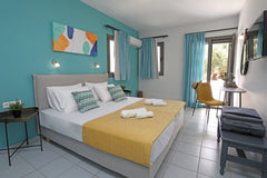 Peace at last in our four bedroomed spacious villa, just off the beaten track se  Drosia Villa in Nature Πλακιας Δαμνονι Entire villa vacation rental 50409974