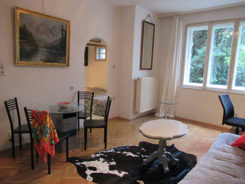 Es ist auch ein Garten mit Verwendung dabei was- in Sommer eine Traum Alternativ Warszawa, Poland R1 Apartment Entire rental unit vacation rental 12088152