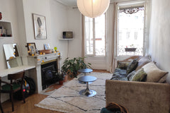 Superbe appartement typique lyonnais traversant est-ouest de 65 m2 mêlant modern Lyon, France Appartement 65m2, Place Guichard Entire rental unit vacation rental 29331016