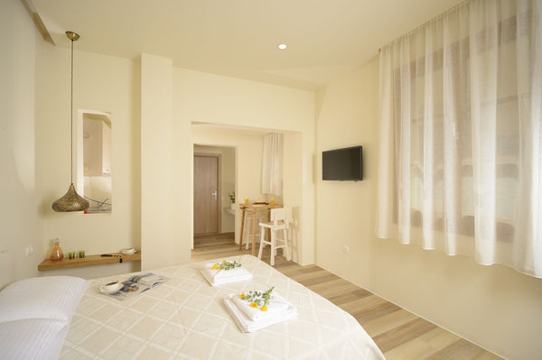 Independent suite located in the heart of the old town, at one of the entrances  Crete, Greece Suite in the Old Town in Rethymno Entire rental unit vacation rental 579376838387745403
