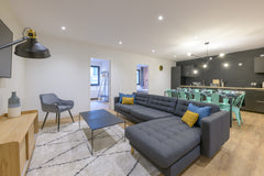 NOCNOC welcomes you to Leonardo on the 1st floor with elevator and terrace! This Lyon, France NOCNOC Le Léonardo - Nice property with terrace Entire rental unit vacation rental 42995738