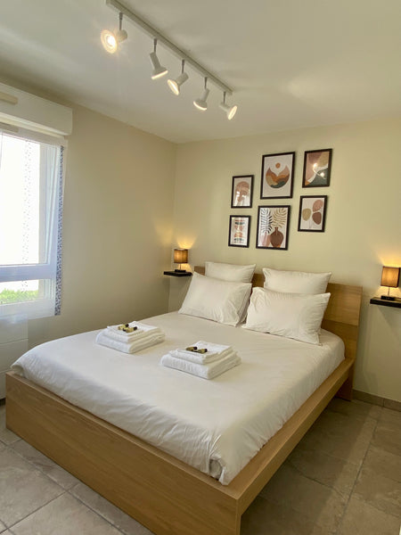 Appartement idéalement situé dans une rue calme à 100 mètres du métro (ligne D-  Lyon, France Studio entièrement rénové à 100m du métro Entire rental unit vacation rental 708584318508814973