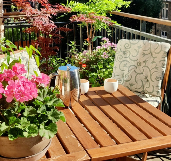 You  will be close to everything when you stay at this centrally-located place.   Spacious 4 bedroom condo with 2 balconies Entire condo vacation rental 653411070977160322