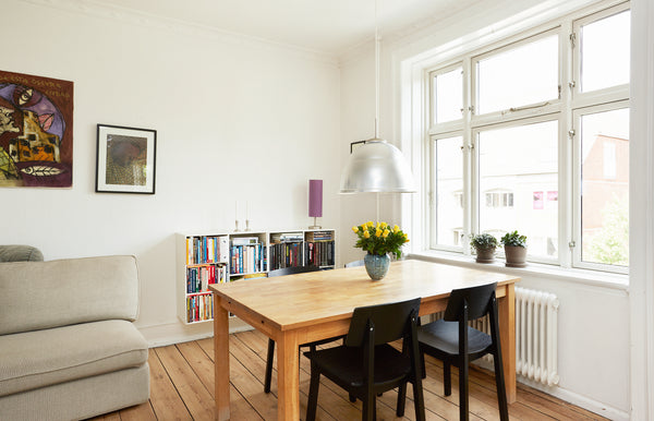 The spacious 3 bedroom apartment (80 kvm) has a great potential for a fabulous v Copenhagen, Denmark Charming and authentic apartment Entire rental unit vacation rental 2530780
