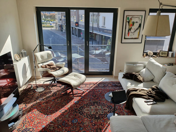 I offer a bright and light private bedroom in the heart of Wemmel, just north of Amsterdam, Netherlands Room in big house near Atomium&Expo/Free Parking Private room in townhouse vacation rental 49173522