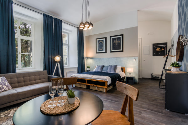 Excellent located studio, 800 metres from CHARLES BRIDGE. All main touristic att Hlavní město Praha, Czechia Prague APT 1 near Charles Bridge by Michal&Friends Entire rental unit vacation rental 25569079