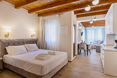 The Erontas Suite is located on the first floor of the Venetian building CASA DE  Suite Erontas - Casa Del Balsamo Entire rental unit vacation rental 682590649974755921