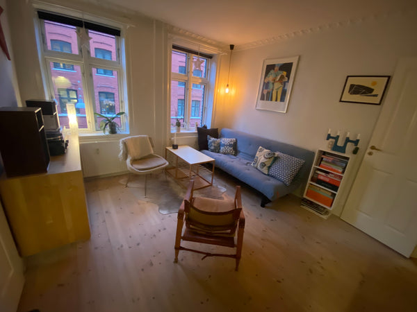 Dejlig, lys og familievenlig 3 værelses lejlighed med spisekøkken og altan centr Copenhagen, Denmark Cosy appartment in trendy Vesterbro / Copenhagen Entire rental unit vacation rental 21066632