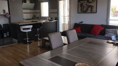 Chambre très agréable pouvant accueillir jusqu'à 2 personnes dans un appartement Bordeaux, France Chambre cosy T3, Tram B au pied de la résidence Private room in condo vacation rental 22287288
