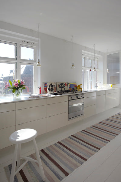 Big room ca 18m2 in bright and cosy artist apartment. <br />Room had bed 120 cm  Copenhagen, Denmark Room 2 let - Extraordinary Good Karma Private room in rental unit vacation rental 40298395