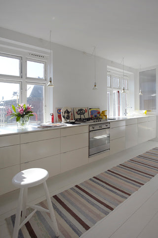 Big room ca 18m2 in bright and cosy artist apartment. <br />Room had bed 120 cm  Copenhagen, Denmark Room 2 let - Extraordinary Good Karma Private room in rental unit vacation rental 40298395