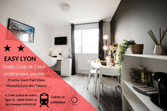 EASY LYON studio Neuf Lumineux & Calme<br />WIFI & NETFLIX Inclus.<br />Métro Sa  EASY IN LYON ✤METRO ✤TRAM ✤ GARE Part DIEU Entire rental unit vacation rental 48820251