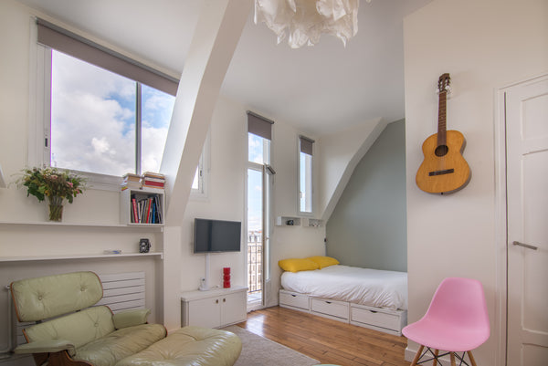Perched at the top of a typical Parisian building, this newly renovated studio i Paris, France Lovely bright studio with stunning views & balcony Entire rental unit vacation rental 12754724
