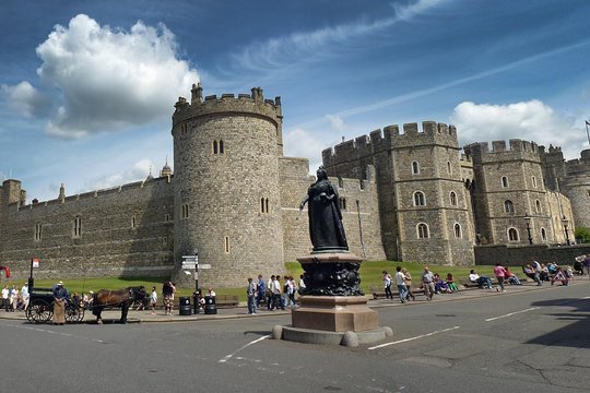 Private Half Day Windsor Castle  Park and Old Town Tour from London  Private Tours and Travel Guide Europe London CITY London Destination Tour