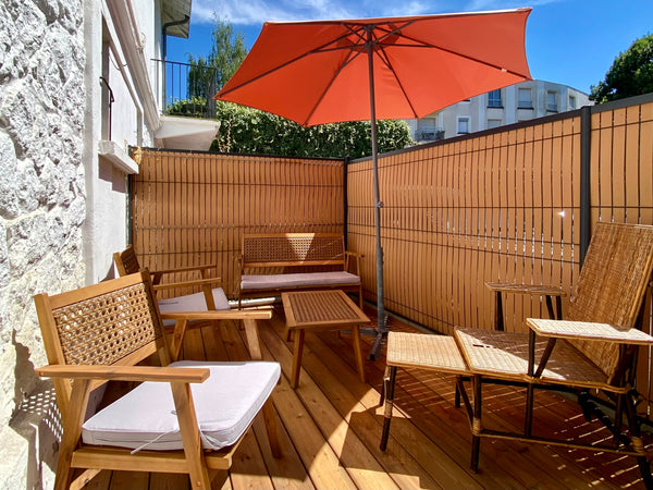 Simplifiez-vous la vie dans ce logement paisible et central.<br /><br />Plein ce Bordeaux, France Charmant appartement TERRASSE centre vile Entire rental unit vacation rental 662957275093742095