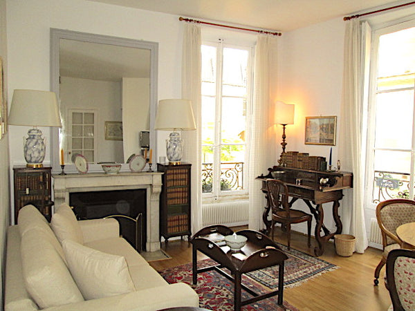 Très bel appartement de 40m2 dans un bel immeuble du 17ème siècle, très conforta Paris, France Sèvres Babylone; Romance Entire rental unit vacation rental 3305950
