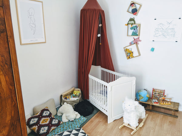 Grande chambre familiale (15 m2) dans bel appartement spacieux en plein coeur de Lyon, France Bel apt avec grande chambre familiale Entire rental unit vacation rental 45627556