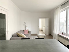 Cozy and bright apartment on the seventh Floor of a nice building with elevator.  Bright apartment with open views Entire rental unit vacation rental 52233251