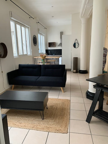 Appartement T2 joliment meublé et décoré style "vintage" très bien équipé. Situé Lyon, France Le  "Vintage" Entire rental unit vacation rental 43485267