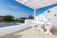 Located in Aliki, Villa Iosif @ Paros offers air conditioning and a patio. This  Paros, Greece Sea View Villa Iosif with jacuzzi Entire villa vacation rental 44473777