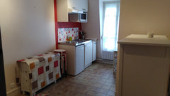Petit studio équipé 13m² (cuisine et salle de bain) <br />Situé au 5e étage avec Paris, France Petit studio quartier des Batignolles (Paris 17e) Entire rental unit vacation rental 22177221