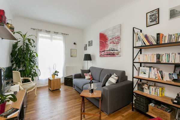 Quartier Denfert Rochereau (RER B Roissy, Orlybus, métros 4 et 6 desservant les  Paris, France 2 pièces douillet au charme parisien, 43 m² Entire rental unit vacation rental 15540467