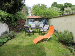 Room of 2,3 by 3 meter, single bed on 2nd floor, sanitary facilities on 1st floo Antwerp, Belgium Room at 20 min.' walk from center Private room vacation rental 6004053