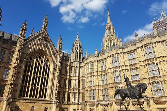 London's Amazing Palaces & Parliament : Private Tour  Private Tours and Travel Guide Europe London CITY London Destination Tour