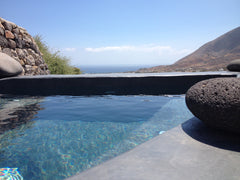 Relax in the spacious Jacuzzi, enjoy the views from the terrace, relax @home on  Thera, Greece @home by the sea! Entire villa vacation rental 4194619