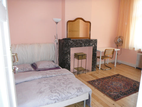 3 Chambres Confortables et tres agreables dans une belle maison en plein coeur d Brussels, Belgium BECO PINKHouse  3 Chambres Confort Private room in townhouse vacation rental 7555124