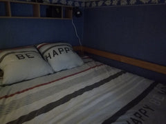 Appartement ancien donnant sur l'avenue de Saxe.<br /><br />Chambre avec lit sur Lyon, France Saxe Gambetta - chambre avec mezzanine Private room in rental unit vacation rental 33370598