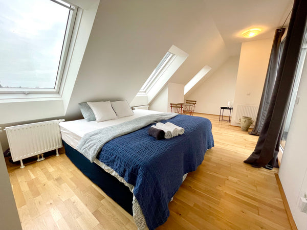 Hello and welcome to Vienna!<br /><br />Lovely spacious room with a private terr Vienna, Austria Double Room with Terrace Private room in serviced apartment vacation rental 47129767