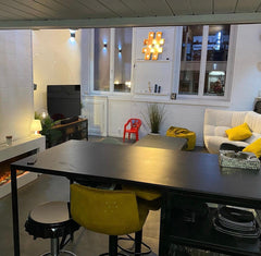 L'appartement est cosy au coeur de la Croix Rousse: <br /><br />- Restaurants, m Lyon, France Splendide appartement au coeur de la Croix Rousse Entire rental unit vacation rental 52715936